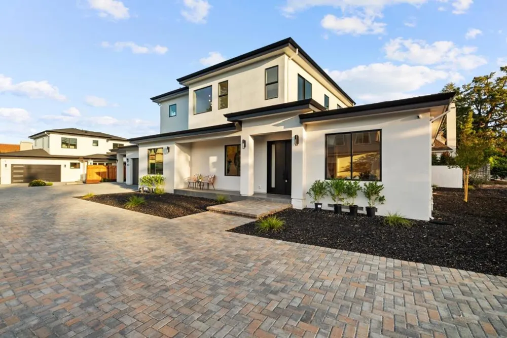 10476 S Stelling Road Cupertino, CA 95014