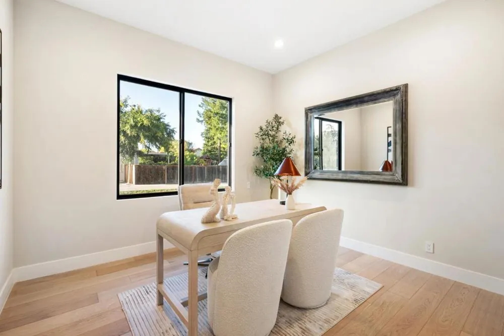 10476 S Stelling Road Cupertino, CA 95014