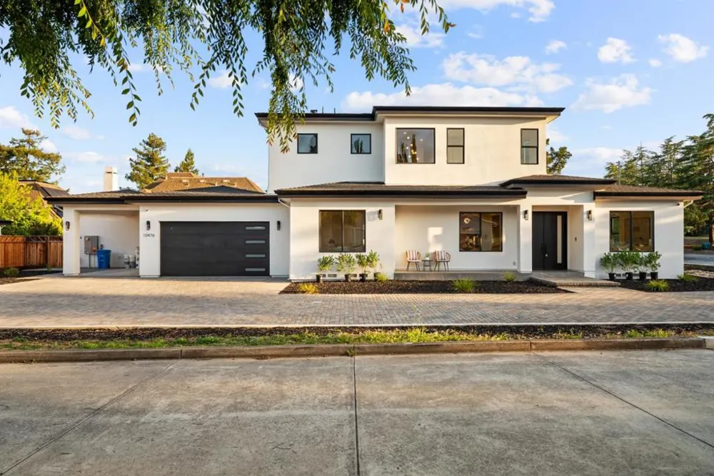 10476 S Stelling Road Cupertino, CA 95014