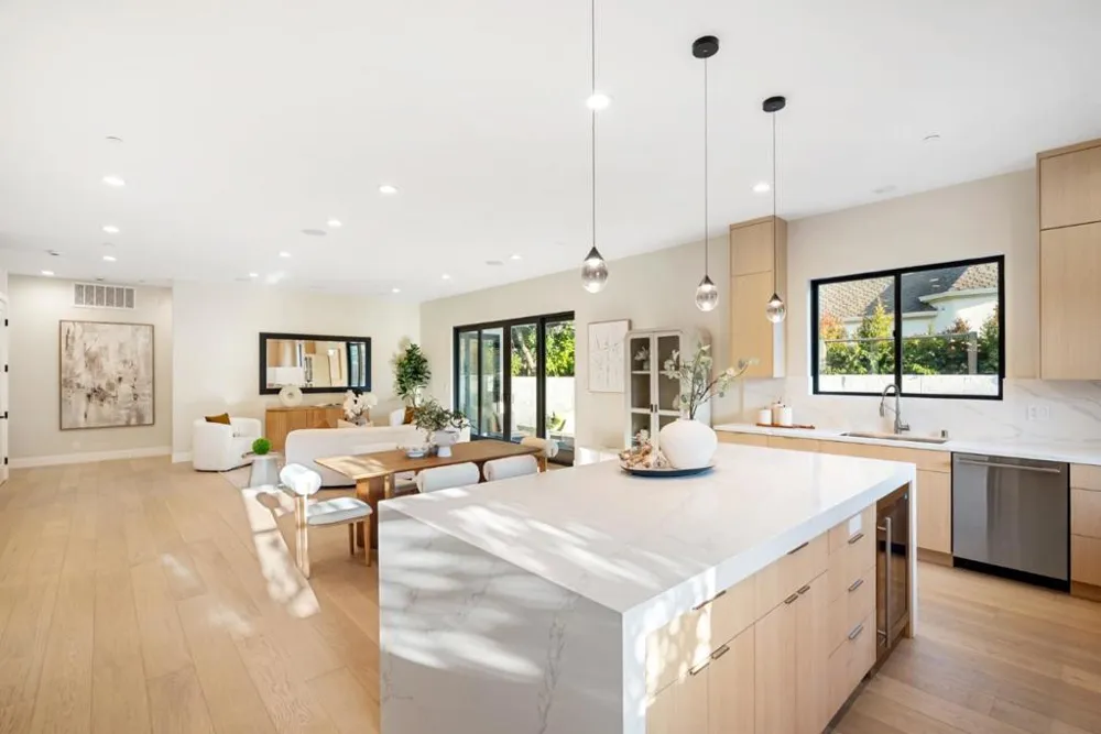 10476 S Stelling Road Cupertino, CA 95014