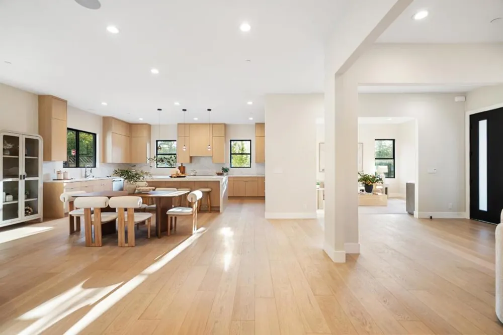 10476 S Stelling Road Cupertino, CA 95014