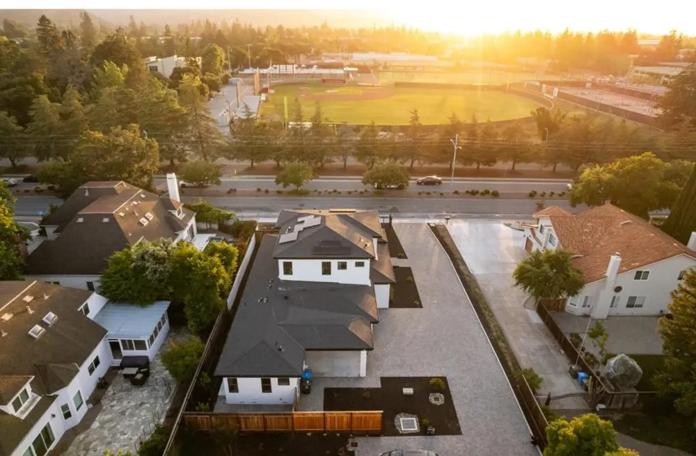 10476 S Stelling Road Cupertino, CA 95014