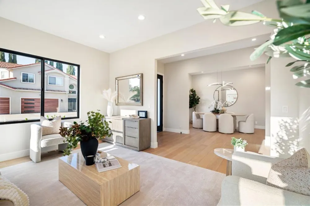 10476 S Stelling Road Cupertino, CA 95014