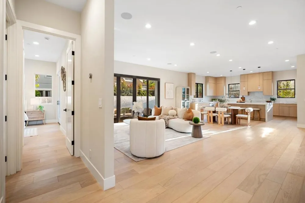 10476 S Stelling Road Cupertino, CA 95014