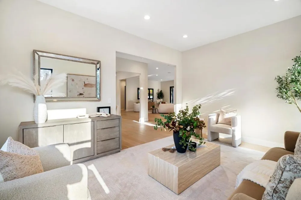 10476 S Stelling Road Cupertino, CA 95014