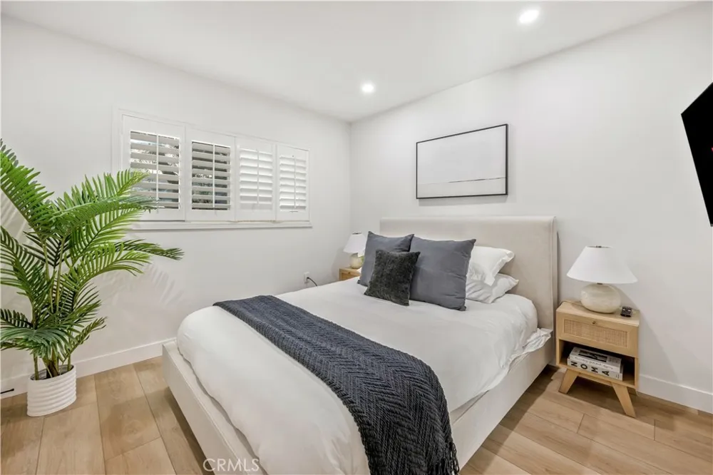 25266 Pafifica Mission Viejo, CA 92691