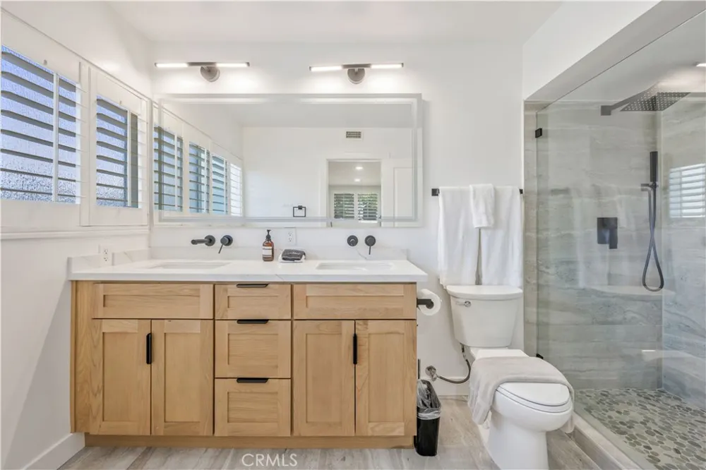 25266 Pafifica Mission Viejo, CA 92691