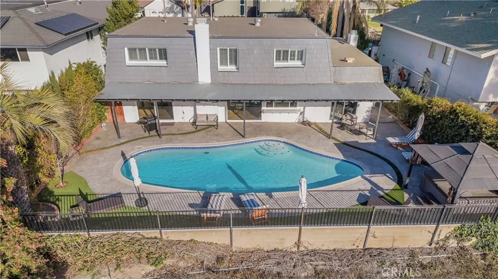 25266 Pafifica Mission Viejo, CA 92691
