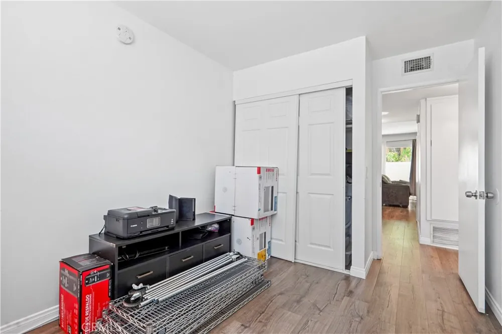 10331 Lindley #150 Porter Ranch, CA 91326