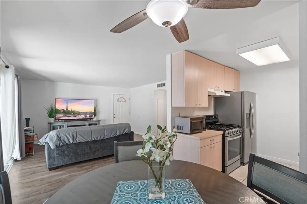 10331 Lindley #150 Porter Ranch, CA 91326