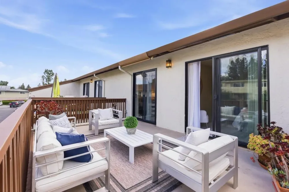 1430 Gordon Street #G Redwood City, CA 94061