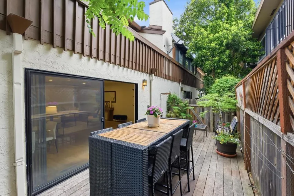 1430 Gordon Street #G Redwood City, CA 94061