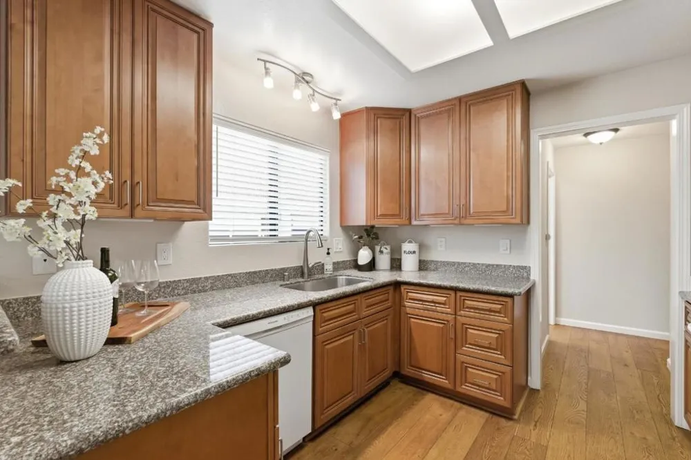 1430 Gordon Street #G Redwood City, CA 94061