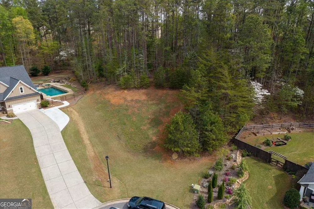 18 Pinoak TRL SE Cartersville, GA 30121