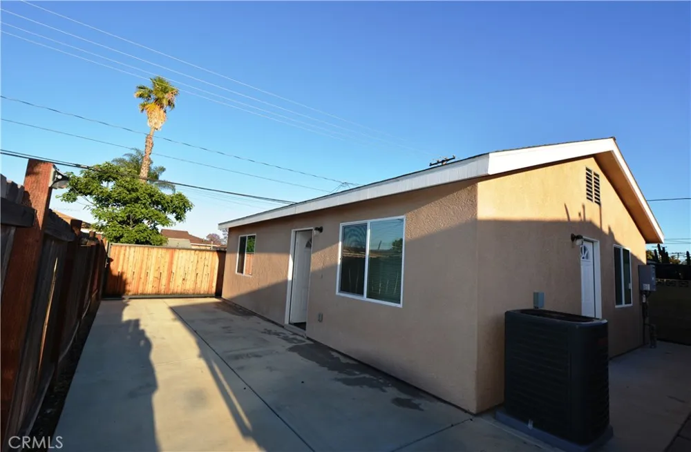 18328 Devlin Avenue Artesia, CA 90701