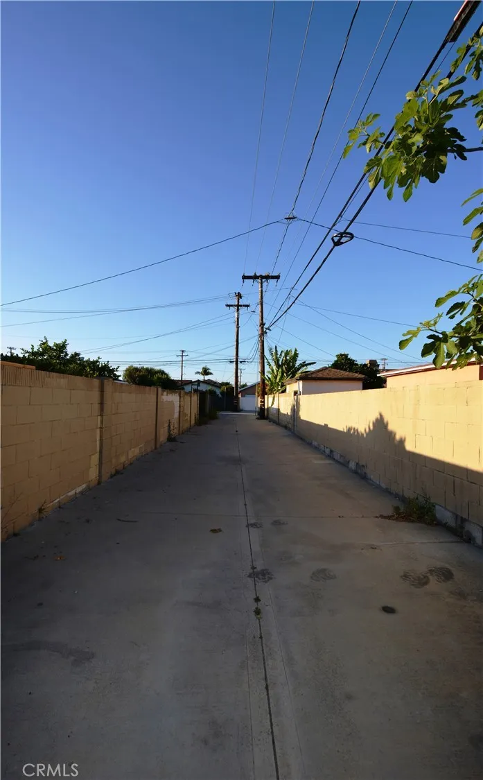 18328 Devlin Avenue Artesia, CA 90701