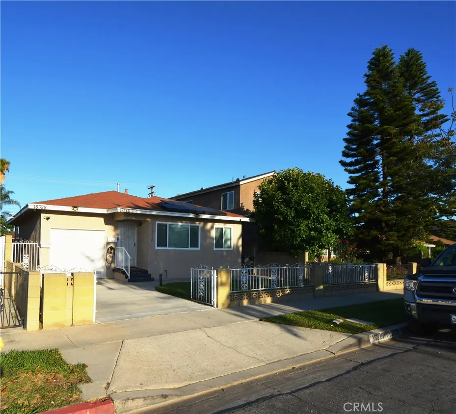 18328 Devlin Avenue Artesia, CA 90701