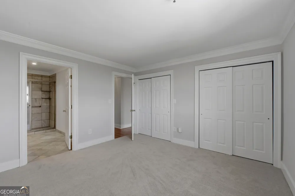 300 Johnson Ferry RD Sandy Springs, GA 30328