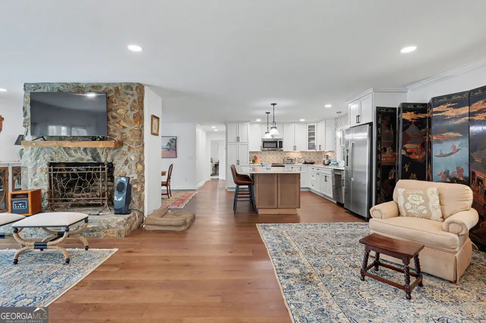 594 Sky High DR Sky Valley, GA 30537