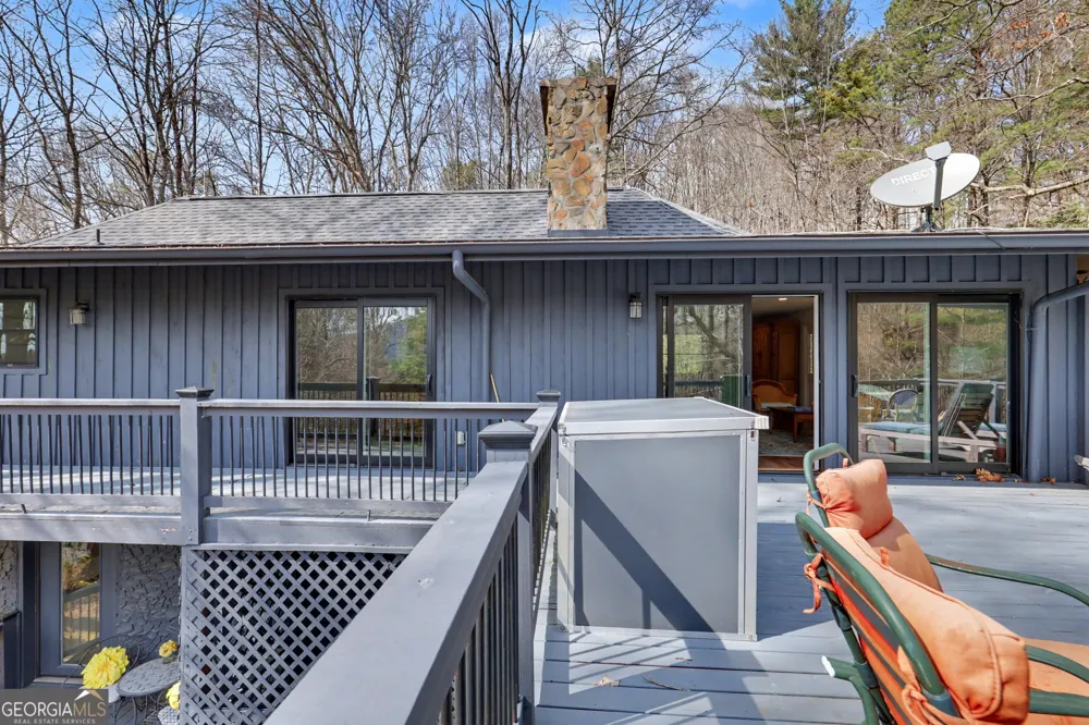 594 Sky High DR Sky Valley, GA 30537