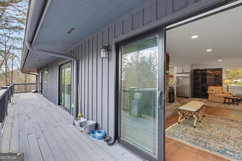 594 Sky High DR Sky Valley, GA 30537