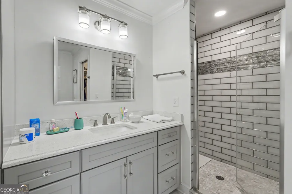 594 Sky High DR Sky Valley, GA 30537