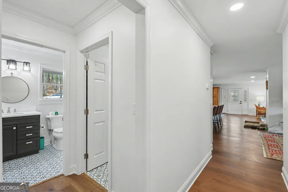 594 Sky High DR Sky Valley, GA 30537