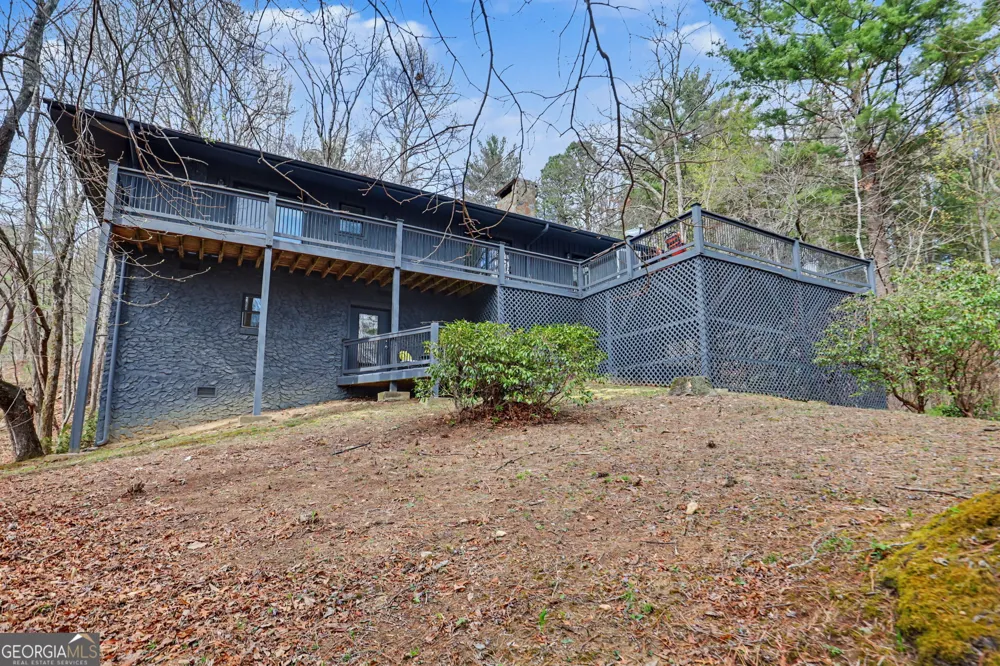 594 Sky High DR Sky Valley, GA 30537