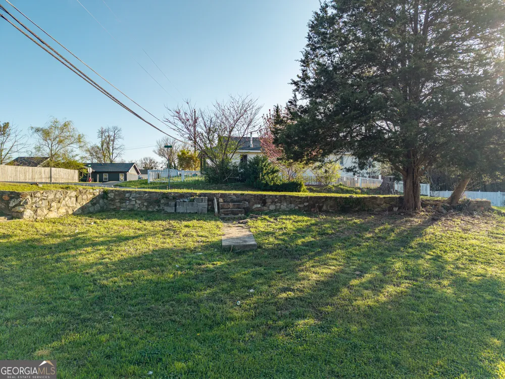 291 E Second ST Blue Ridge, GA 30513