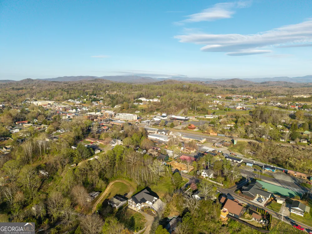291 E Second ST Blue Ridge, GA 30513