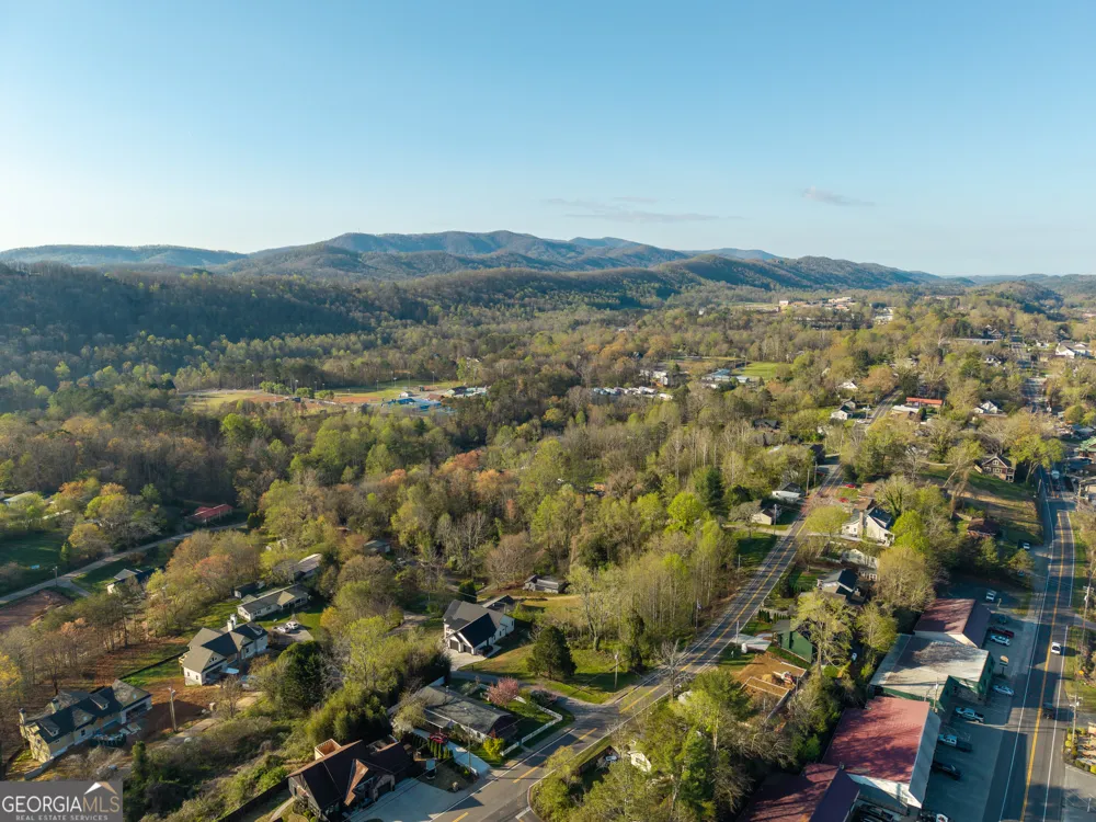 291 E Second ST Blue Ridge, GA 30513