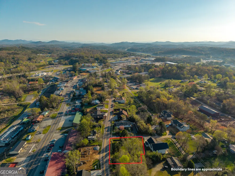 291 E Second ST Blue Ridge, GA 30513