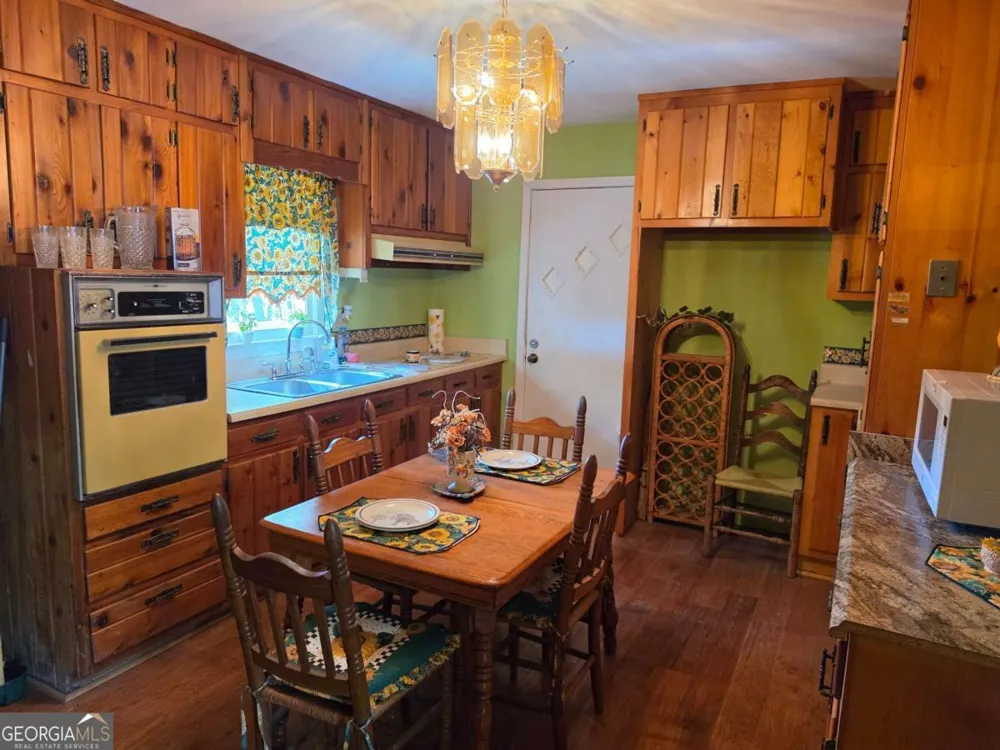 4107 Belvedere DR Gainesville, GA 30506
