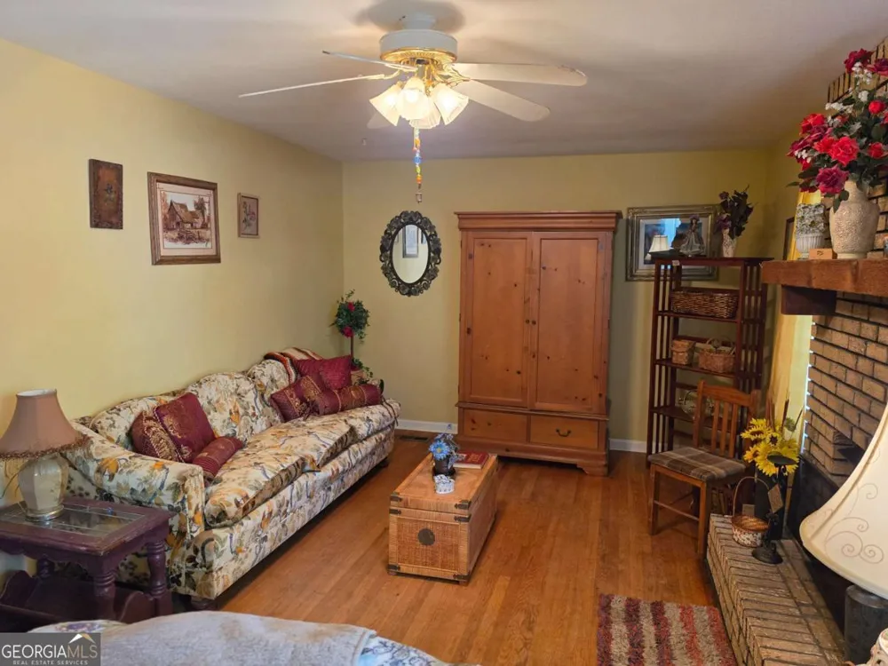 4107 Belvedere DR Gainesville, GA 30506