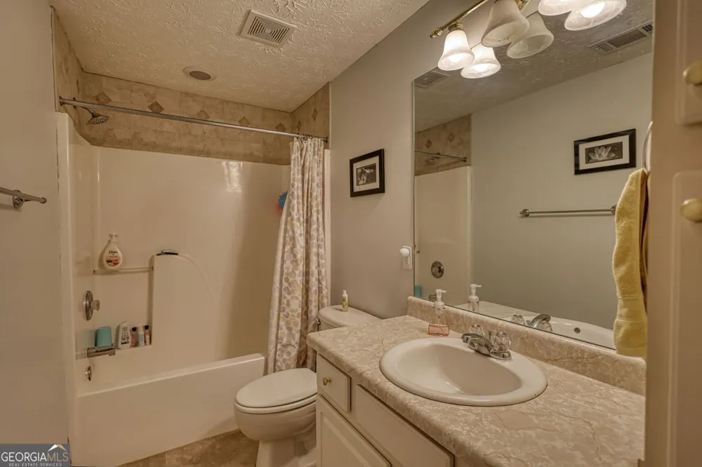 346 Raven RD Monticello, GA 31064