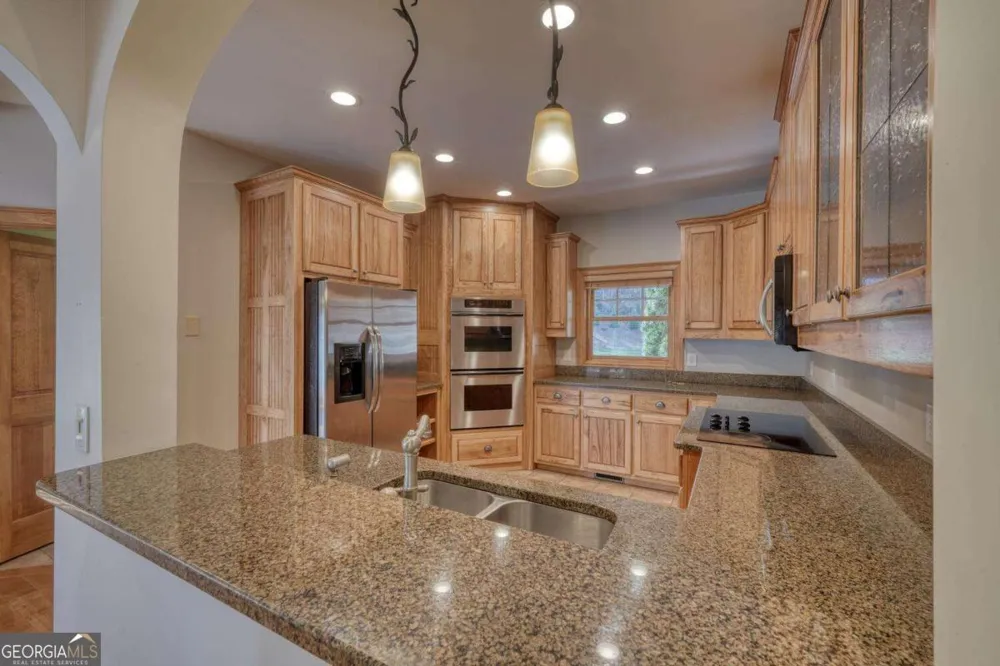 1949 Big Pine DR Hiawassee, GA 30546