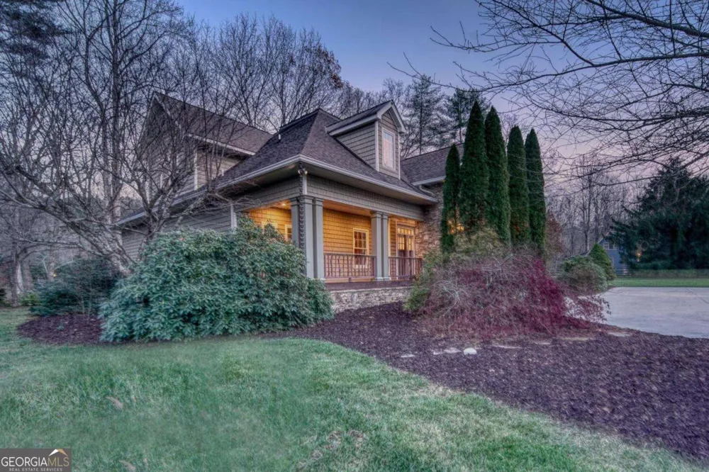 1949 Big Pine DR Hiawassee, GA 30546