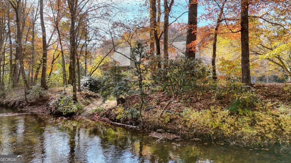 1949 Big Pine DR Hiawassee, GA 30546