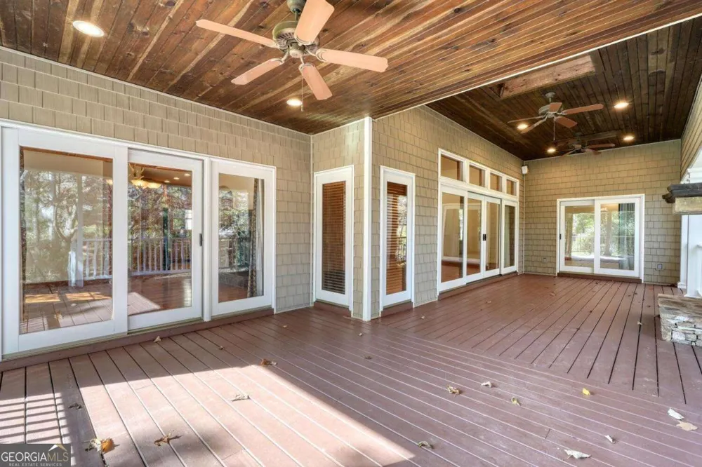 1949 Big Pine DR Hiawassee, GA 30546