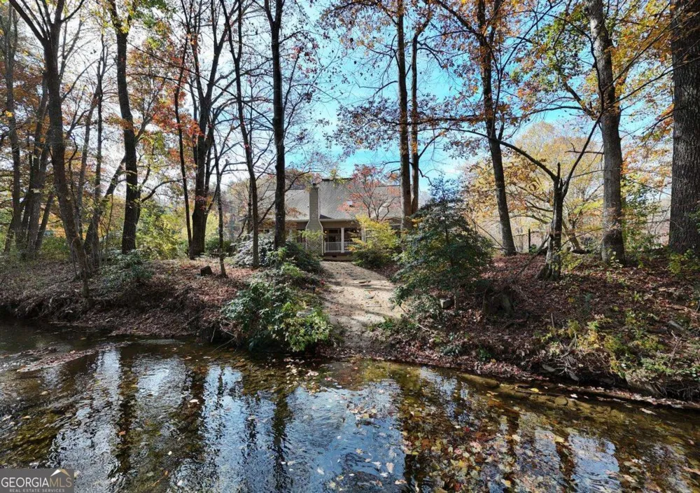 1949 Big Pine DR Hiawassee, GA 30546
