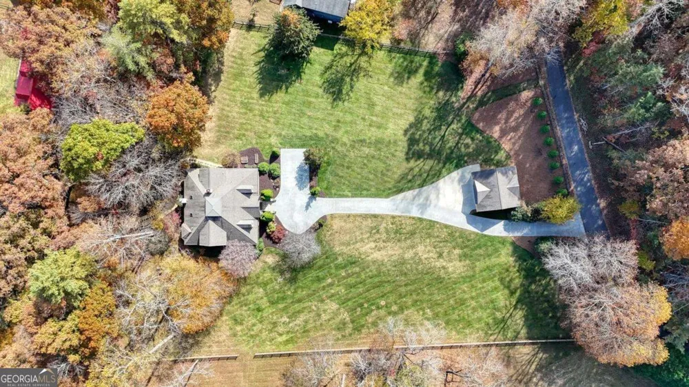 1949 Big Pine DR Hiawassee, GA 30546