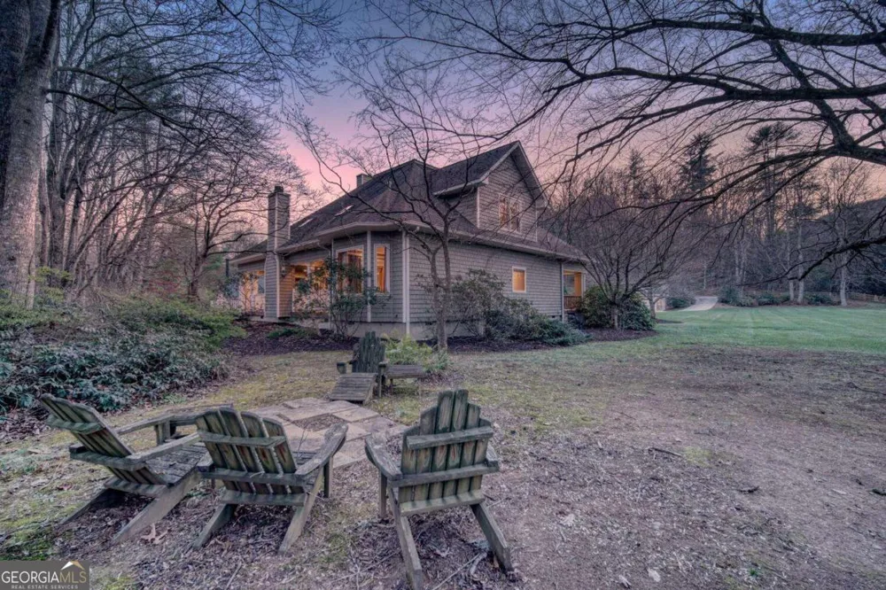 1949 Big Pine DR Hiawassee, GA 30546