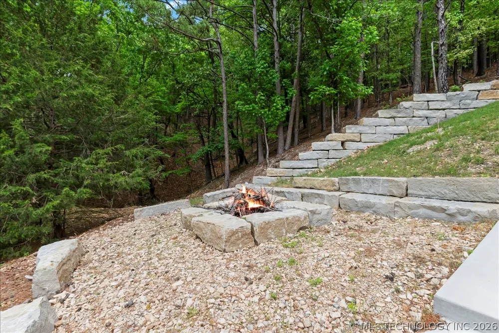 139 091 ROAD Eucha, OK 74342