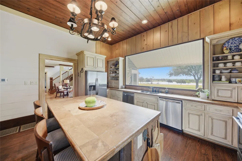 7872 Fm 1371 Road Bellville, TX 77418