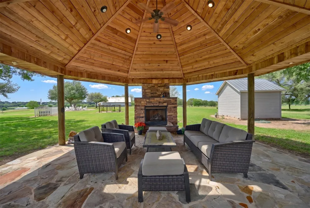 7872 Fm 1371 Road Bellville, TX 77418