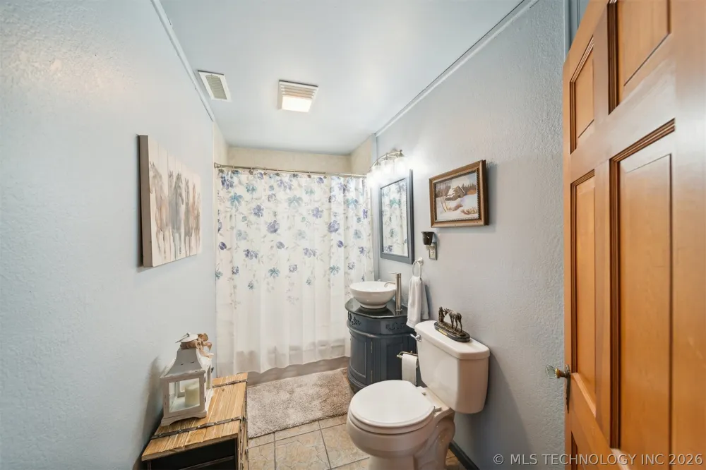 16881 S 4220 ROAD Claremore, OK 74017