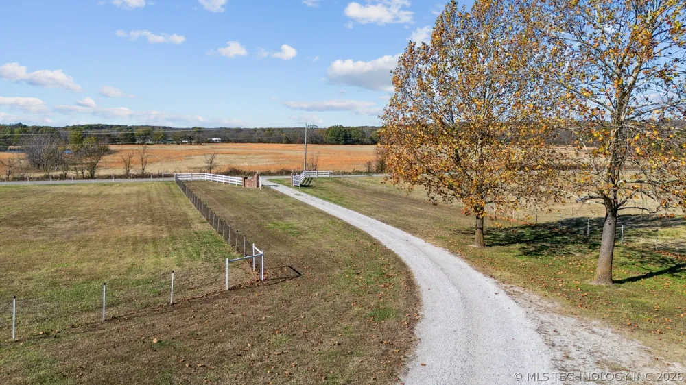 16881 S 4220 ROAD Claremore, OK 74017