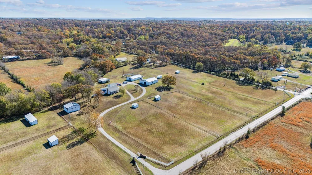 16881 S 4220 ROAD Claremore, OK 74017