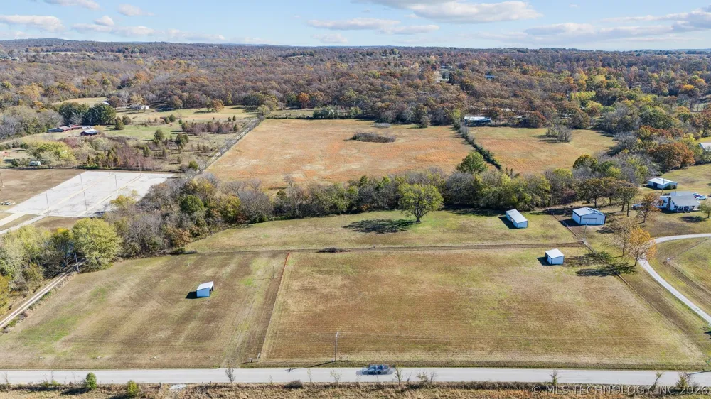 16881 S 4220 ROAD Claremore, OK 74017