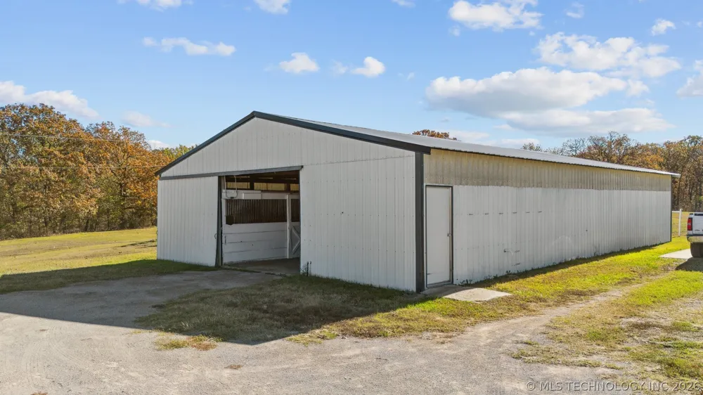 16881 S 4220 ROAD Claremore, OK 74017